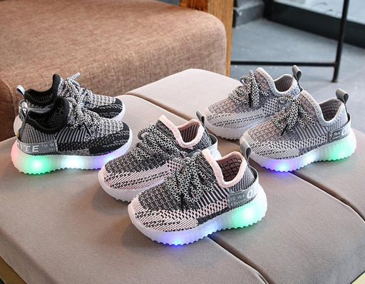 New Baby Flashing Lights Sneakers Toddler Little Kid LED Sneakers Children Luminous Shoes Boys Girls Sport Running Shoes