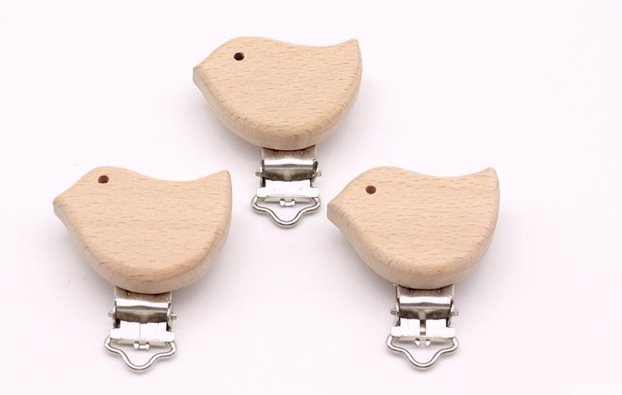 Modern Wood Naural Nipple Chain Accessories BPA Free Cute Modelling Beech Pacifier Clip Small Elephant Heart-shaped Holder for Pacifier