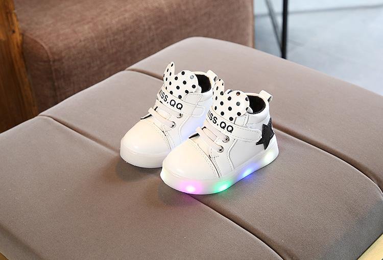 Girl LED Lights Shoes Flexible Casual Design Comfortable Soft Toddler Shoe For Running Walking Excellent Gift