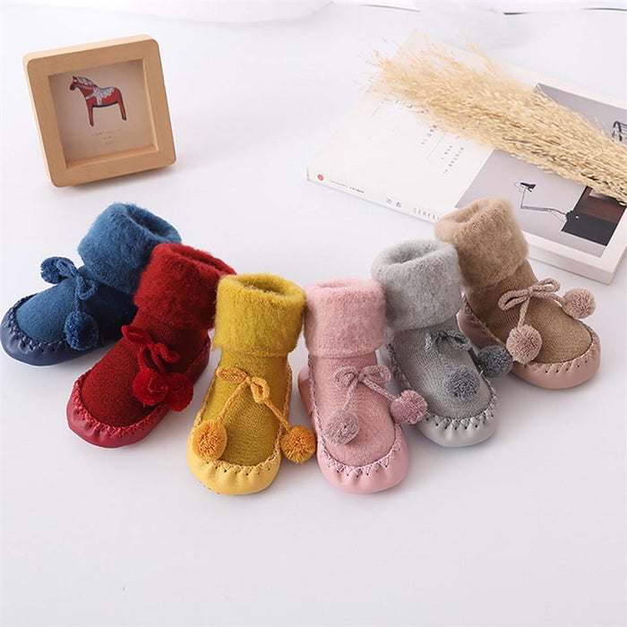 Luxury Modern Elegant Christmas Baby Socks Shoes For Girls and Boys Infant Cotton Baby Leg Warmers Children Floor Socks Anti-Slip Baby Step Socks For Kids