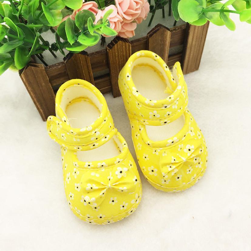 Baby Girl Shoes Soft Sneaker Kids Flowers Printed Newborn Cloth Shoes Lightweight And Breathable Shoe