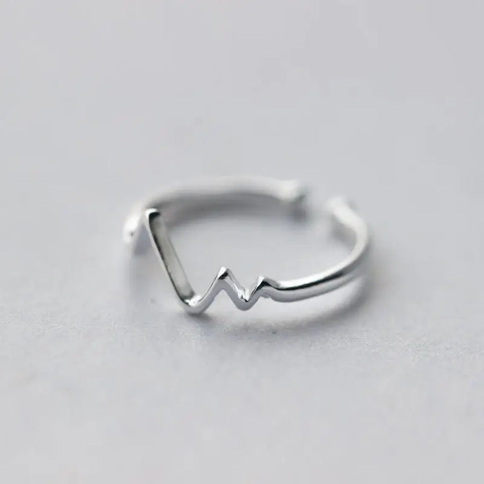 New Aesthetic 925 Sterling Silver simple leaf Adjustable Ring for women - Cute fashion jewelry for women - ALLURELATION - 2021 Trending rings, 571, Aesthetic rings for women, cute Fashion jewelry, Elegant rings, engagement rings, fashion rings, Fashion wedding rings, Jewelry, rings for women, Simple rings, Stylish rings, trending rings, womens jewelry - Stevvex.com