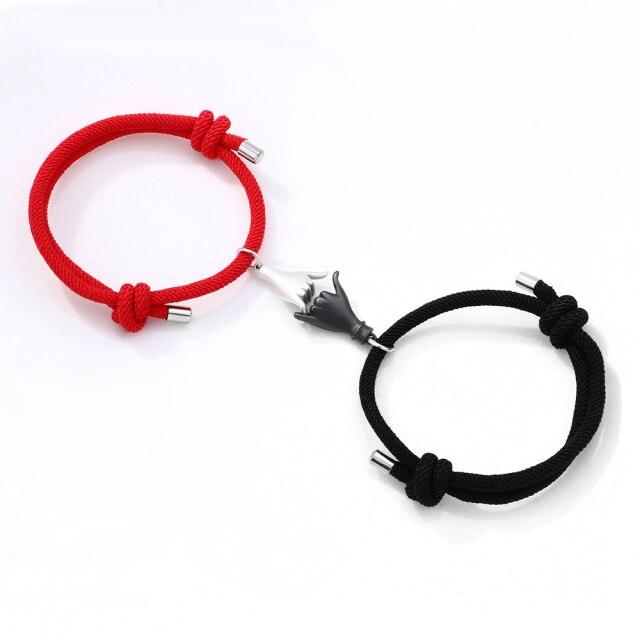 2Pcs Hold Hand Couple Bracelet Pinky Promise Pull Hook Hand Pendant Chain Hand Pendant Necklace Set Adjustable Rope Link Chain Couple Matching Necklace For Best Friend Couples Party Birthday Gifts