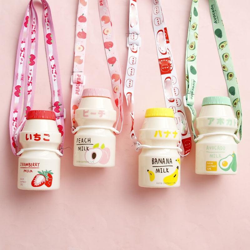 480ml Plastic Water Bottle Tour Drinking Bottle  Shape Cute Lovely Milk Carton Shaker Bottle for Kids / Girl /Adult Glass Fruit Water Bottle Without 480ml BPA Pretty Water Bottles of Strawberry Milk Heat Resistant Water Bottles