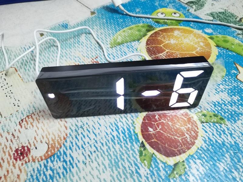 Acrylic/Mirror Alarm Clock LED Digital Clock Voice Control Snooze Time Temperature Display Night Mode Digital Alarm Clock, LED Bedside Clock with 6-Level Brightness Dual Alarm Adjustable Volume with 3 Alarm Sound Alarm Clock for Bedroom Office