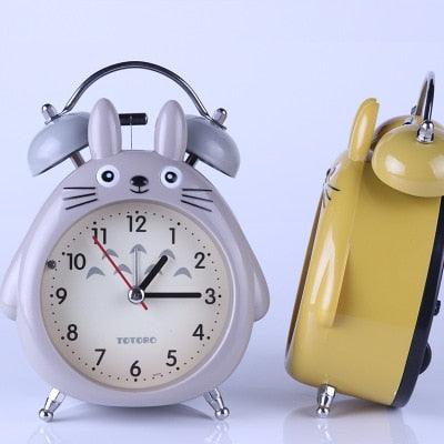 Cartoon Owl Mute Wake Up Table Clock Silent Analog Table Desk Small Clock with Night Light Battery Operated for Living Room Bedroom Kitchen Home Office Cute Ring Bell Metal Bedroom Quartz Alarm Clock With Night Light