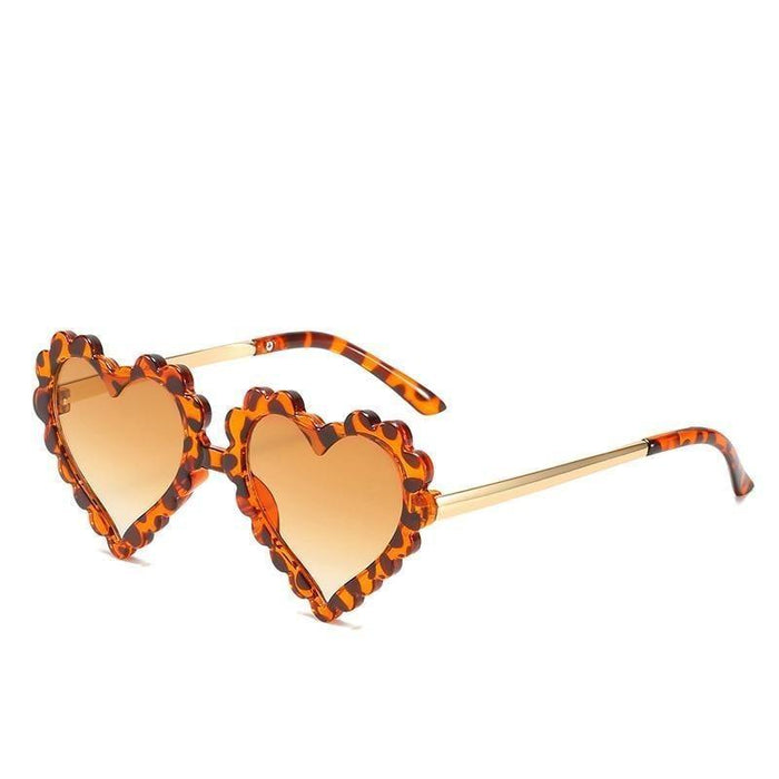 Classic Children's Fashionable  Cute Heart-Shaped Sunglasses  Designer Personalized Flower  Love Baby Sunglasses  Block 90% Of UVB and UVA Rays over sized heart shaped sunglasses