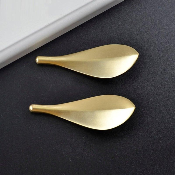 Nordic Style Solid Brass Gold Leaf Shaped 32mm Cabinet Knob Door Pulls Furniture Handles Knob Cabinet Knob Door Pulls Nordic Style Furniture Handles Knob Creative Light Luxury Handle Golden Leaf Handle Wardrobe Shoe Cabinet Bathroom Cabinet Handle