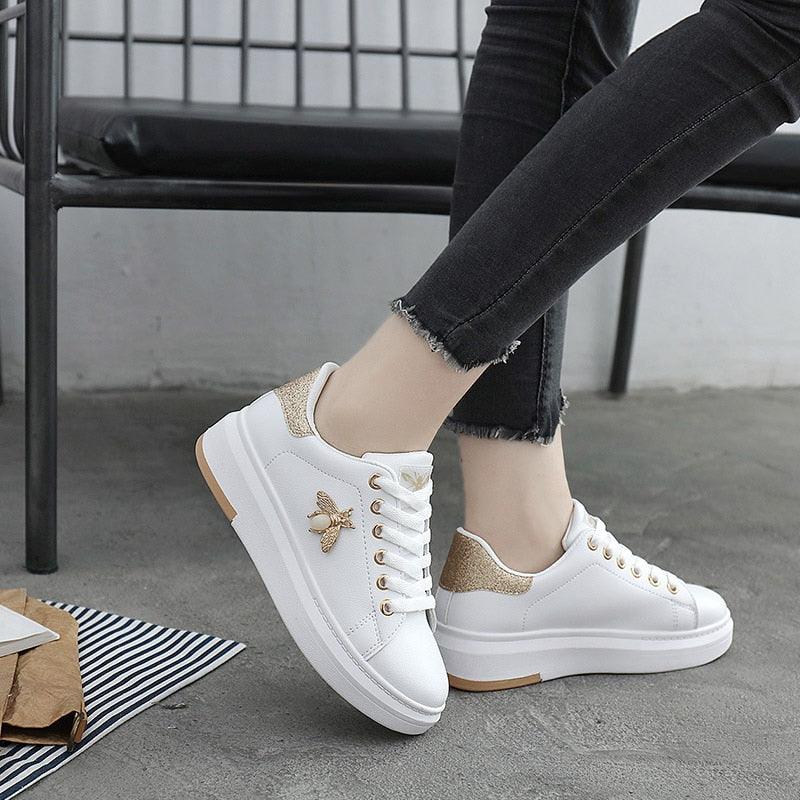 White Women Sneakers Platform Fashion Rhinestone Sneakers Lace Up Casual Shoes Breathable Comfortable Women's Casual Flats Elegant High Quality Sport Women Sneakers