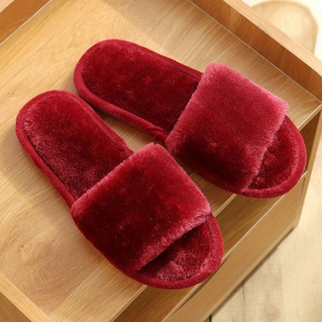 Women Winter Heart Shoes Woman Slides Plush Home Slippers Indoor House Shoes Winter Warm Fur Slippers With Embroidered Heart Details Soft And Warm House Slippers With Cushioned Insole